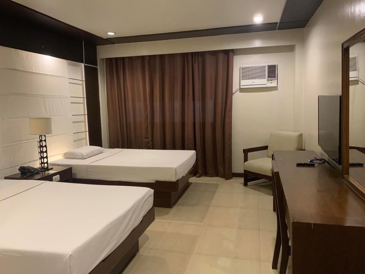 De Luxe Hotel Cagayan de Oro Exterior foto